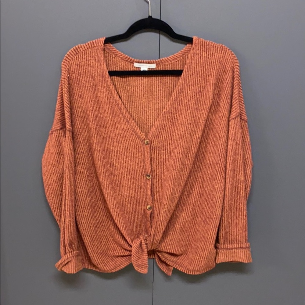 American Eagle button up/ tie front fall essential